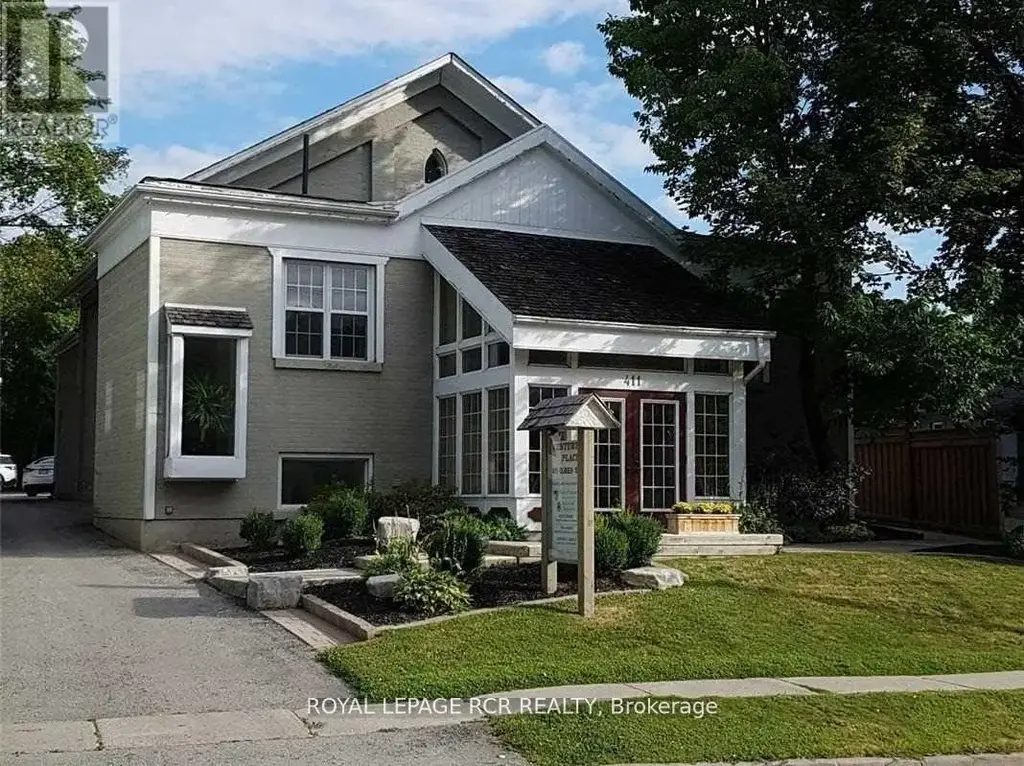 Main 1c - 411 Queen Street, Newmarket (Central Newmarket)